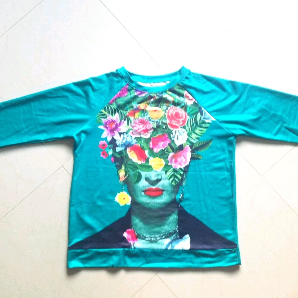 Frida Kahlo sweater